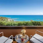Hotel Four Seasons