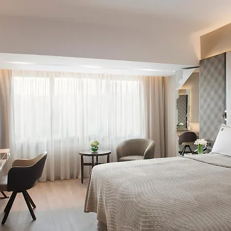 Four Seasons 5*