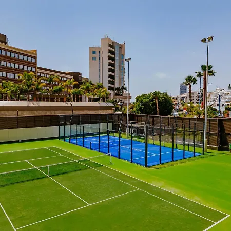 Four Seasons Agios Tychonas