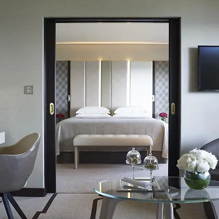 Отель Four Seasons Agios Tychonas