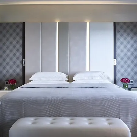 Four Seasons 5*