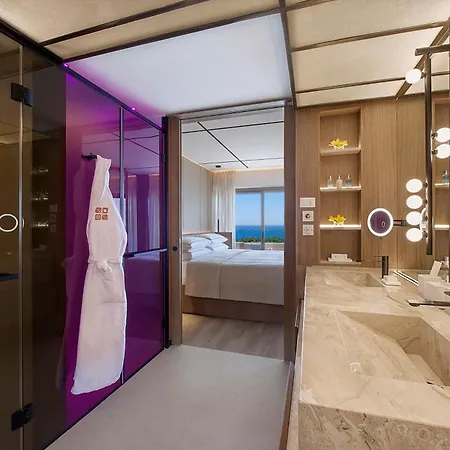Four Seasons 5*