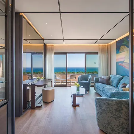 Four Seasons 5*