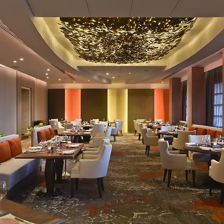 Отель Four Seasons 5*