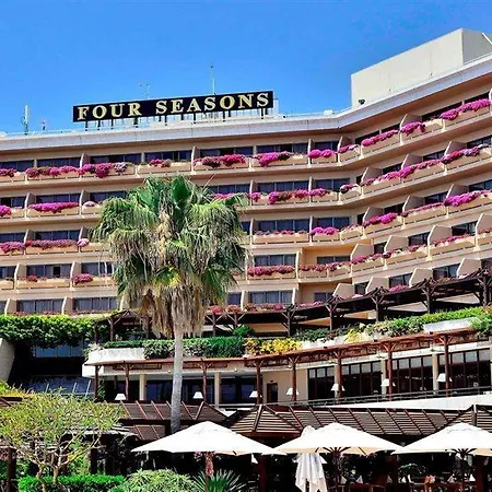 Отель Four Seasons Agios Tychonas