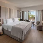 フォーシーズンス ホテル 5*