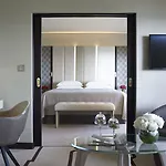 Four Seasons 5*