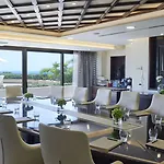 Four Seasons 5* Agios Tychonas