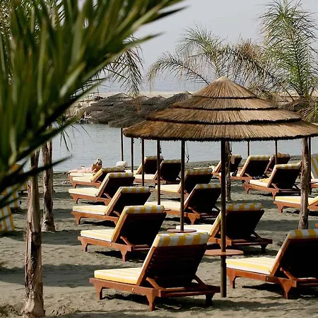 Four Seasons Hotel Agios Tychonas