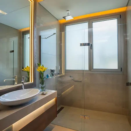 Four Seasons Agios Tychonas