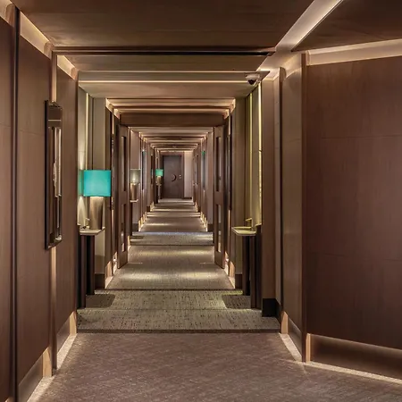 Four Seasons Hotel