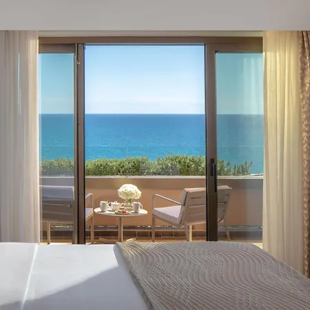 Hotel Four Seasons 5*