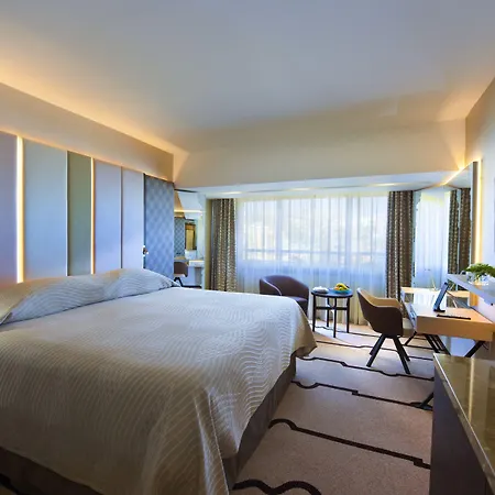 Hotel Four Seasons 5*