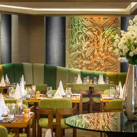 Four Seasons 5*