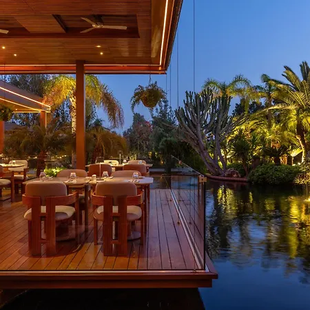 Four Seasons 5* Agios Tychonas