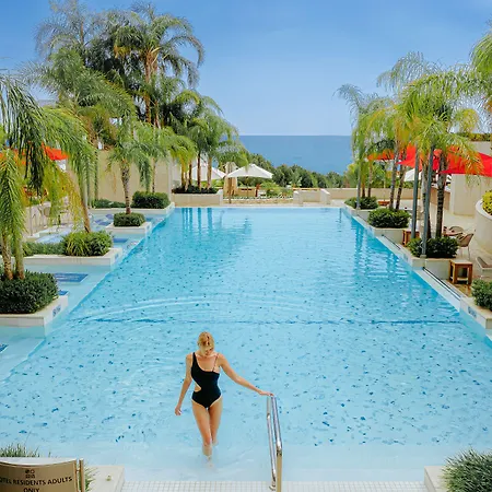 Four Seasons 5*