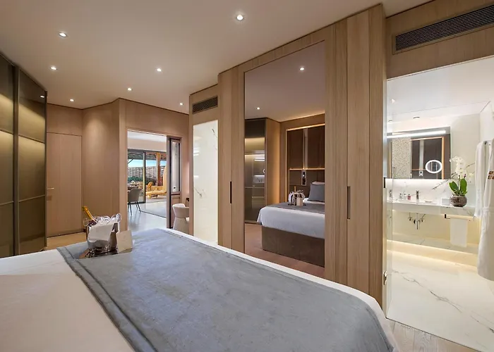 Four Seasons 5* Agios Tychonas