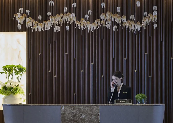 Four Seasons 5* Agios Tychonas