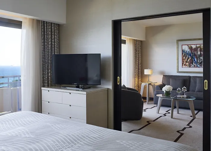 Four Seasons 5* Agios Tychonas