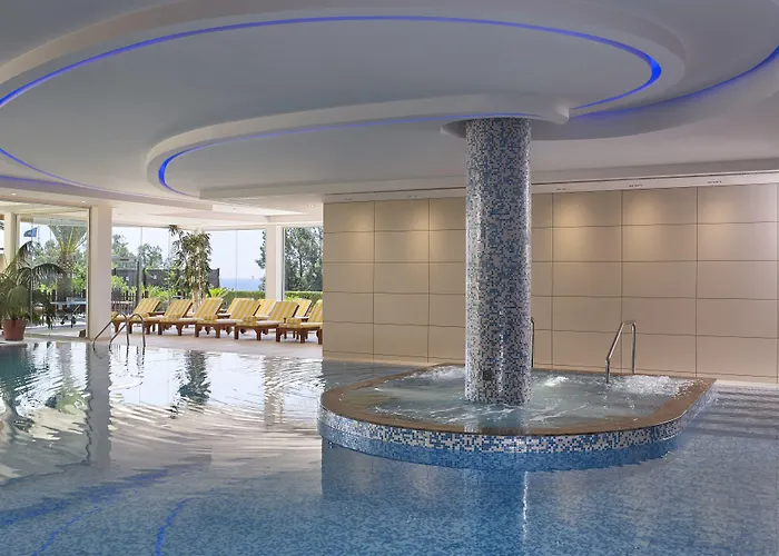 Four Seasons Agios Tychonas