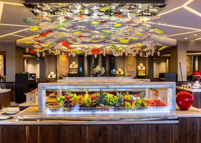 Four Seasons Отель 5*