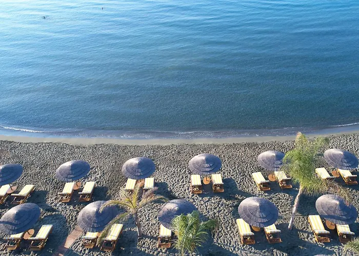 Hotel Four Seasons Agios Tychonas